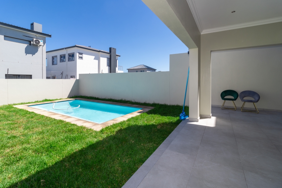 3 Bedroom Property for Sale in Sandown Western Cape